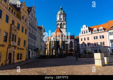 MEISSEN, ALLEMAGNE - 12 octobre 2019 : la place du marché (Marktplatz) et l'église Notre Dame dans la vieille ville. Banque D'Images