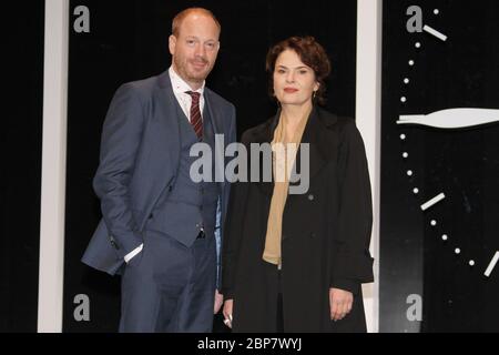 Barbara Auer, Johann von Buelow, répétition de photos le réveillon de Noël, St. Théâtre Pauli Hamburg, 17.01.2020 Banque D'Images