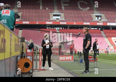 Coacher Markus GISDOL (K) pendant l'entrevue avant le lancement. Football 1.Bundesliga, 26.match, FC Cologne (K) - FSV FSV FSV Mayence 05 2: 2, le 17 mai 2020 à Koeln/Allemagne. Photo: Anke Waelischmiller/SVEN SIMON/Pool pour les buts journalistiques seulement! Uniquement pour usage éditorial ! Selon les exigences de la DFL Deutsche Fuvuball Liga, il est interdit d'utiliser ou d'avoir des photos prises dans le stade et/ou des photos prises par le jeu sous forme de séquences et/ou de séries de photos de type vidéo. Les réglementations DFL interdisent toute utilisation de photographies comme séquences d'images et/ou quasi-vidéo. € | Banque D'Images