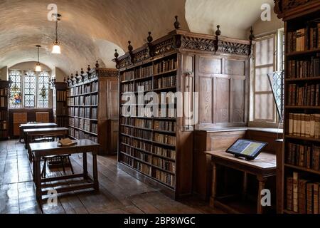 Bibliothèque de l'évêque Morley. Cathédrale de Winchester - exposition Kings & Scribes, Winchester, Royaume-Uni. Architecte: Nick Cox Architectes et métaphore, 2 Banque D'Images