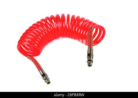 flexible pneumatique d'un chariot pour fournir de l'air comprimé d'un tracteur à une remorque, fond blanc, gros plan Banque D'Images