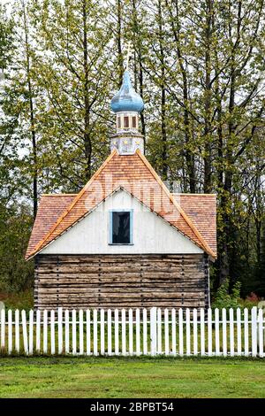 La petite chapelle Saint-Nicolas, une église orthodoxe russe, sur la péninsule de Kenai à Kenai, en Alaska. Banque D'Images