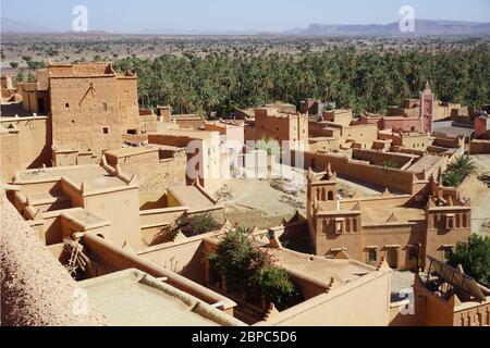 Ksar (village) n'Kob dans la vallée de Draa, au sud du Maroc Banque D'Images