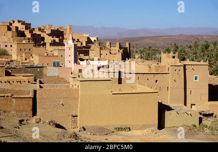 Ksar (village) n'Kob dans la vallée de Draa, au sud du Maroc Banque D'Images