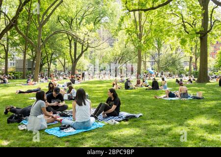 Le printemps est beau dans le Madison Square Park, NYC, USA Banque D'Images