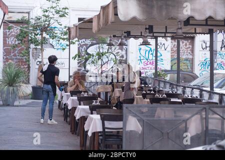 Roma, Italie. 18 mai 2020. Restaurant dans le quartier de Trastevere à Rome (photo par Alessandro Barone/Pacific Press) crédit: Pacific Press Agency/Alay Live News Banque D'Images