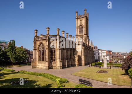 L'église St Luke à Liverpool, en Angleterre, connue localement comme l'église « bombardée » après avoir subi ses dommages pendant la Seconde Guerre mondiale Banque D'Images