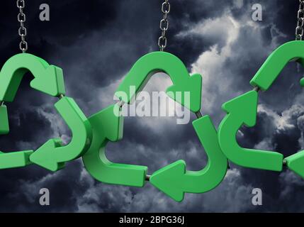 Symbole de recyclage vert accroché à une chaîne contre des nuages sombres. Rendu 3D Banque D'Images