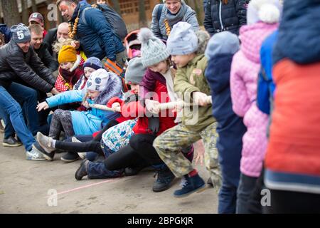 Biélorussie, la ville de Gomel, 09 mars 2019.Maslenitsa.vacances de la vue au large de l'hiver Banque D'Images