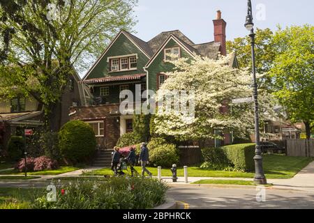 Une des grandes maisons le long de Albemarle Road à Brooklyn, New York. Banque D'Images