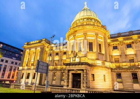 Coucher de soleil à Glasgow Mitchell Library bibliothèque publique dans Glasgow Scotland UK Banque D'Images