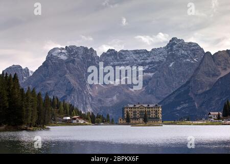 Lac Misurina / Lago di Misurina Banque D'Images