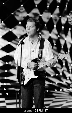 ARD-Spielshow Auf los gehts los - 15.01.1983 - Der US-amerikanische Sänger und compositeur Christopher Cross // ARD-Spielshow Auf los gehts los // 15.01.1983 Banque D'Images