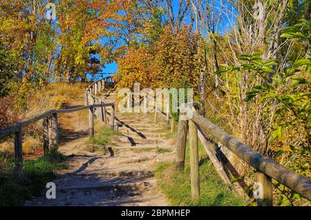 Village près de sentier de randonnée Vitt Kap Arkona, l'île de Rügen en Allemagne Banque D'Images