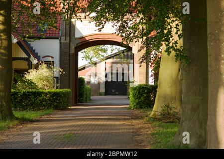 Elst, pays-Bas - 23 avril 2020 : domaine de Schoonderlogt, en 1944, pendant la bataille de l'île, cette ferme était un quartier général temporaire de la 506e Pa Banque D'Images