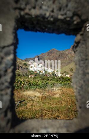 Maisons à flanc dans la Valle Gran Rey sur l'île de La Gomera, Îles Canaries, Espagne Banque D'Images