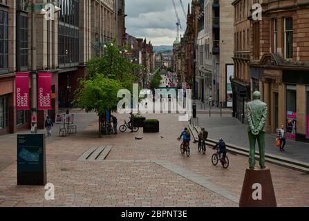 La principale rue commerçante de Glasgow le samedi pendant les restrictions de confinement, le 16 mai 2020 Banque D'Images