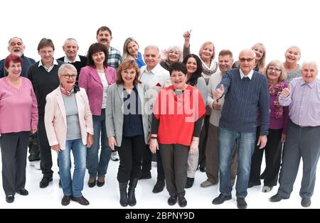 Des gens souriants et heureux se baladant ensemble Banque D'Images