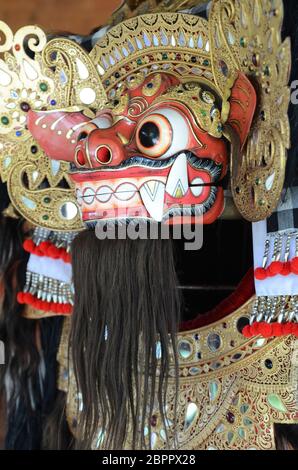 Rangda et Barong Bali Bali utilisé dans la danse religieuse traditionnelle Banque D'Images