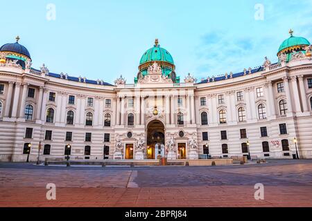 Hofburg à Vienne, Autriche, vue de Michaelplatz, pas de gens Banque D'Images