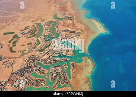 Vue aérienne d'El Gouna une station touristique égyptien de luxe situé sur la mer Rouge à 20 kilomètres au nord d'Hurghada. Banque D'Images