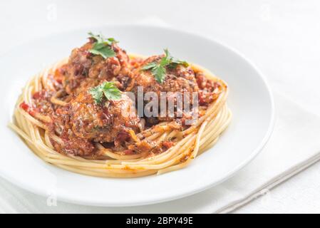 Boulettes de dinde avec des pâtes Banque D'Images