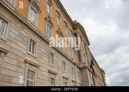 Palais Royal de Caserte, le plus grand palais royal dans le monde Banque D'Images