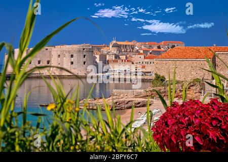 Ville historique de Dubrovnik et de la plage de Banje, la région de Croatie Dalmatie Banque D'Images