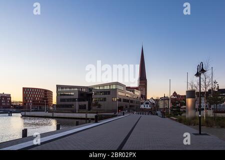 Vue d'une église à Rostock, Allemagne. Banque D'Images