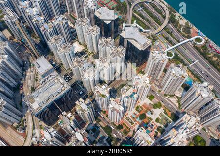 Tai Koo, Hong Kong 19 mars 2019 : vue de dessus vers le bas de la ville de Hong Kong Banque D'Images