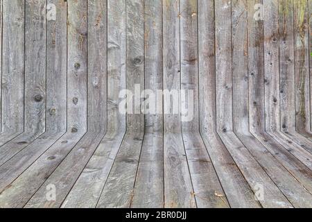 Plateau de table blanc en bois vide prêt pour le montage de présentation de produit avec fond en bois blanc. Banque D'Images