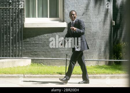 WESTMINSTER LONDRES, 20 mai 2020. ROYAUME-UNI. BIM Afolami, député conservateur de Hitchin et Harpenden, arrive au 10 Downing Street. Crédit : amer ghazzal/Alay Live News Banque D'Images