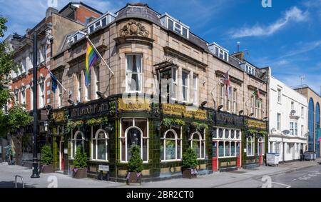 The London Hotel - public House - 2 Terminus Terrace, Southampton, Hampshire, Angleterre, Royaume-Uni Banque D'Images