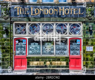 The London Hotel - public House - 2 Terminus Terrace, Southampton, Hampshire, Angleterre, Royaume-Uni Banque D'Images