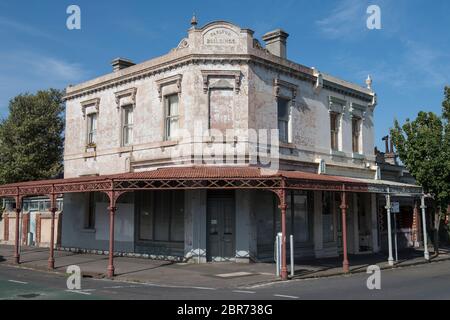 Un ancien magasin de coin dans le quartier Carlton de Melbourne, Victoria, Australie. Banque D'Images