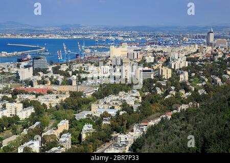 Vue sur Haïfa depuis Stella Maris, Haïfa, Israël Banque D'Images