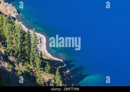 scenic view of the edge of crater lake national park,Oregon,usa. Banque D'Images