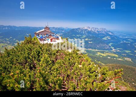 Eagle's Nest ou Kehlsteinhaus hideout sur le rocher au-dessus de paysages alpins, Berchtesgadener Land, Bavière, Allemagne Banque D'Images