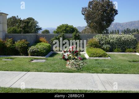 Los Angeles, Californie, États-Unis 20 mai 2020 UNE vue générale de l'atmosphère de la tombe de Paul Walker le 20 mai 2020 au Forest Lawn Memorial Park à Los Angeles, Californie, États-Unis. Photo par Barry King/Alay stock photo Banque D'Images