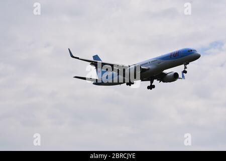 Un avion TUI débarque à l'aéroport international de Bristol le 5 juillet 2018 Banque D'Images