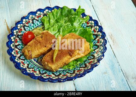 Poisson masala frit, poudre de poisson maldive et épices de masala, poisson frit Banque D'Images