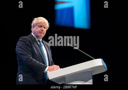 Boris Johnson parle lors de la Conférence du Parti conservateur quand il Était secrétaire aux Affaires étrangères en 2017 Banque D'Images