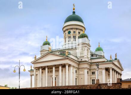 Cathédrale d'Helsinki ou église Saint-Nicolas sur la place du Sénat à Helsinki, en Finlande Banque D'Images