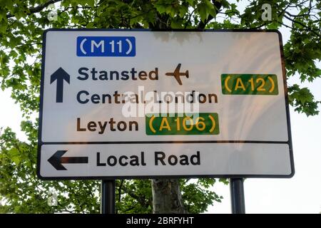 Panneau de signalisation à Stratford, Londres Angleterre Royaume-Uni Banque D'Images