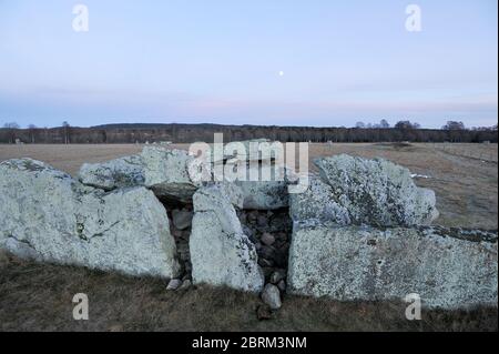 Néolithique Girommen passage tombe, le plus grand cimetière de Ekornavallen ancien lieu de sépulture du Néolithique, âge de bronze et âge de fer (3300 avant J.-C. à Banque D'Images