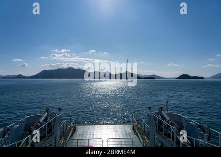 Tadanoumi ferry à la célèbre Okunoshima (île de Rabbit). Préfecture d'Hiroshima, Japon Banque D'Images