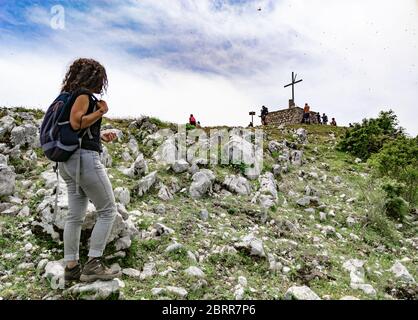 Monte Gennaro - le sommet des monts Monti Lucretili, région du Latium, centre de l'Italie; c'est le plus haut sommet visible de Rome Banque D'Images