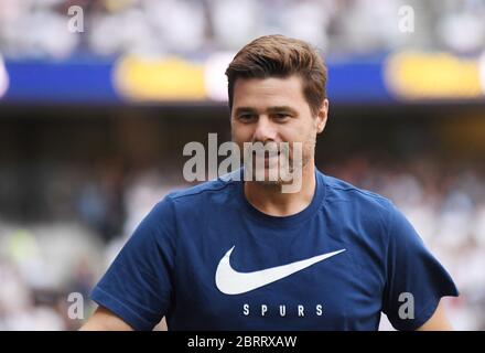 LONDRES, ANGLETERRE - 25 AOÛT 2019 : Mauricio Pochttino, responsable de Tottenham, en photo avant le match de la première ligue 2019/20 entre Tottenham Hotspur FC et Newcastle United FC au stade Tottenham Hotspur. Banque D'Images