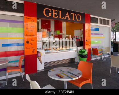 Gyor Hongrie 05 21 2020: Terrasse de salon de glace sans invités en raison du coronavirus. Banque D'Images