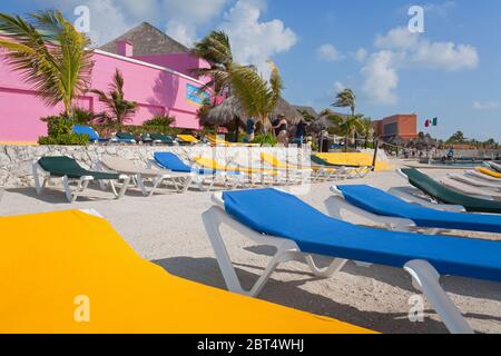 Plage dans le port de Costa Maya, Quintana Roo, Mexique, Amérique du Nord Banque D'Images